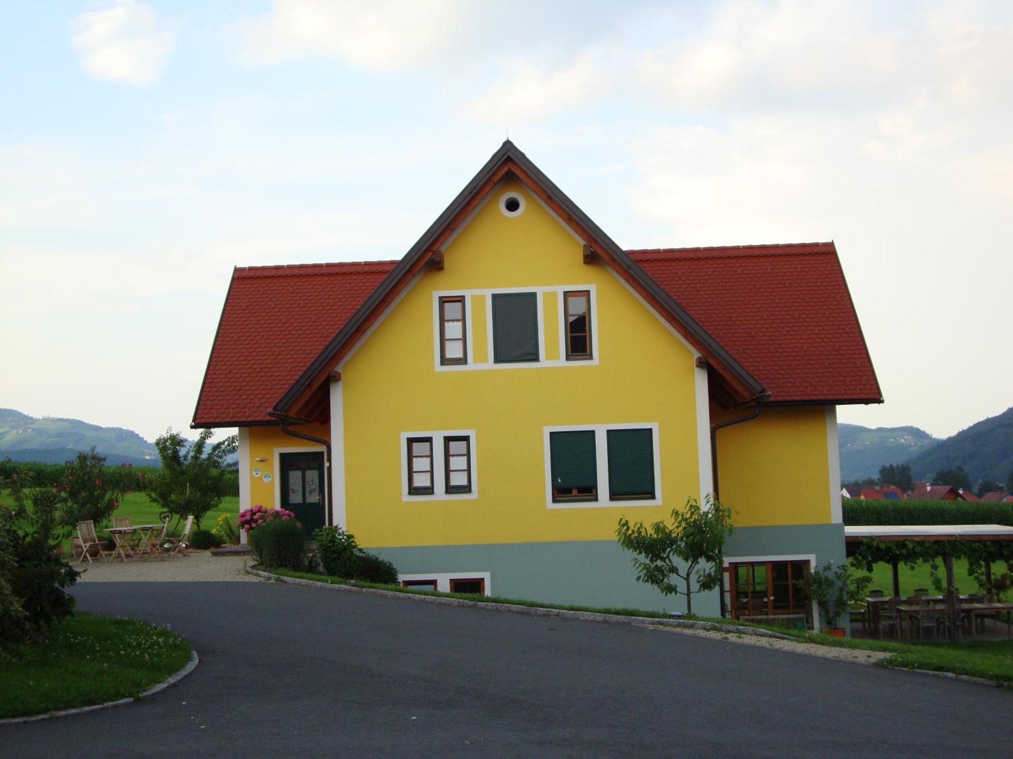 Weingut Winzerhof Gaestezimmer Grebenz Großklein Buitenkant foto